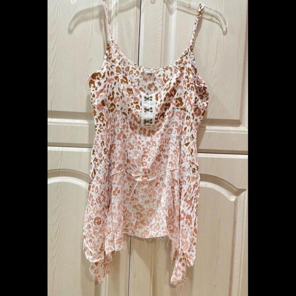 FREE PEOPLE  TOP NWT SMALL